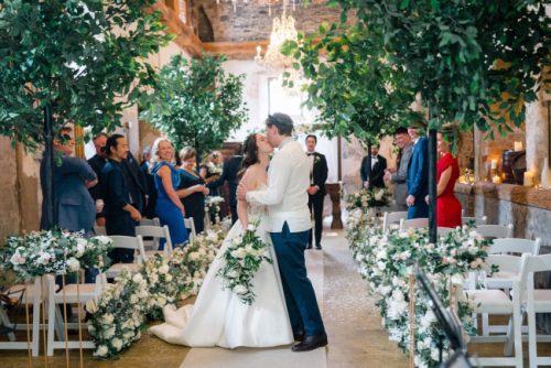 aisle-love-you-front-04