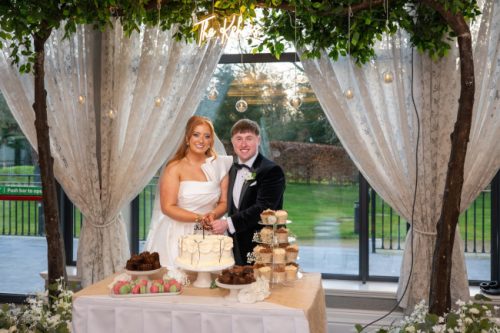 cake-cutting-celebration-at-newbay-house