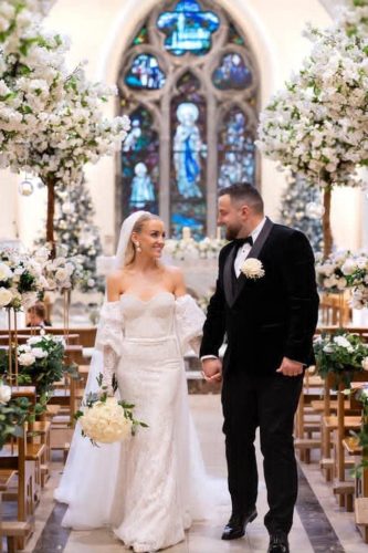 castle-dargan-romantic-ceremony-loving-couple