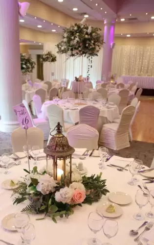 ceremony-plus-center-pieces